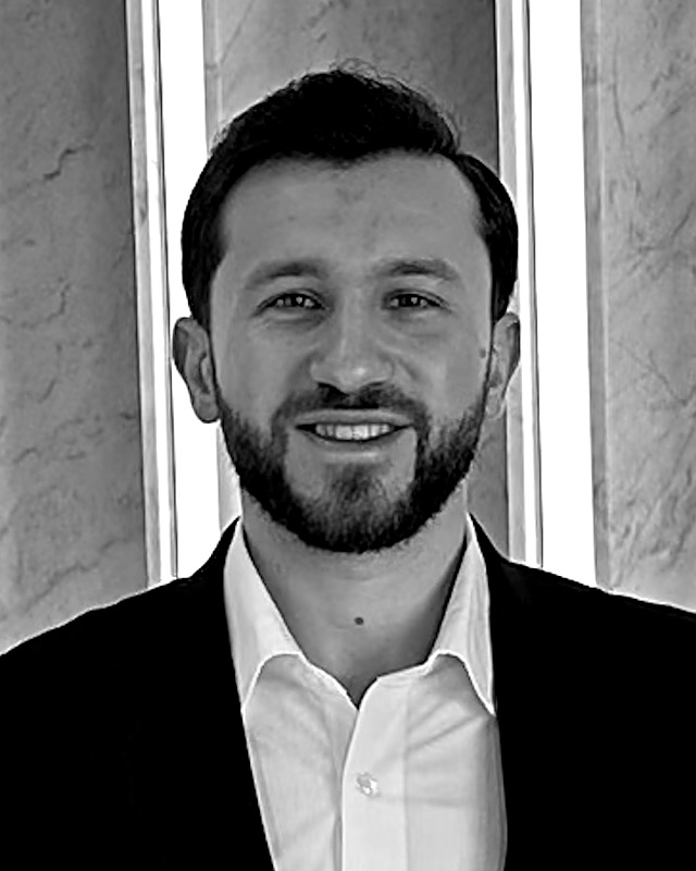 Portrait of Oktay, founder of The Oktane